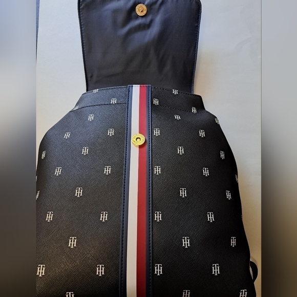 NWT Tommy Hilfiger Trendy Backpack  11\
